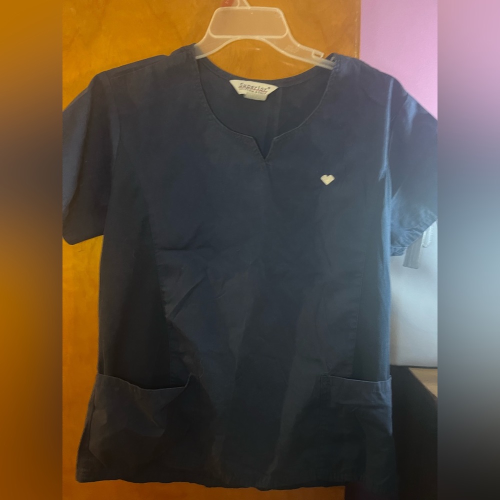 Superior Uniform Group, Women’s, Large, Navy blue, Scrub Shirt, gently used